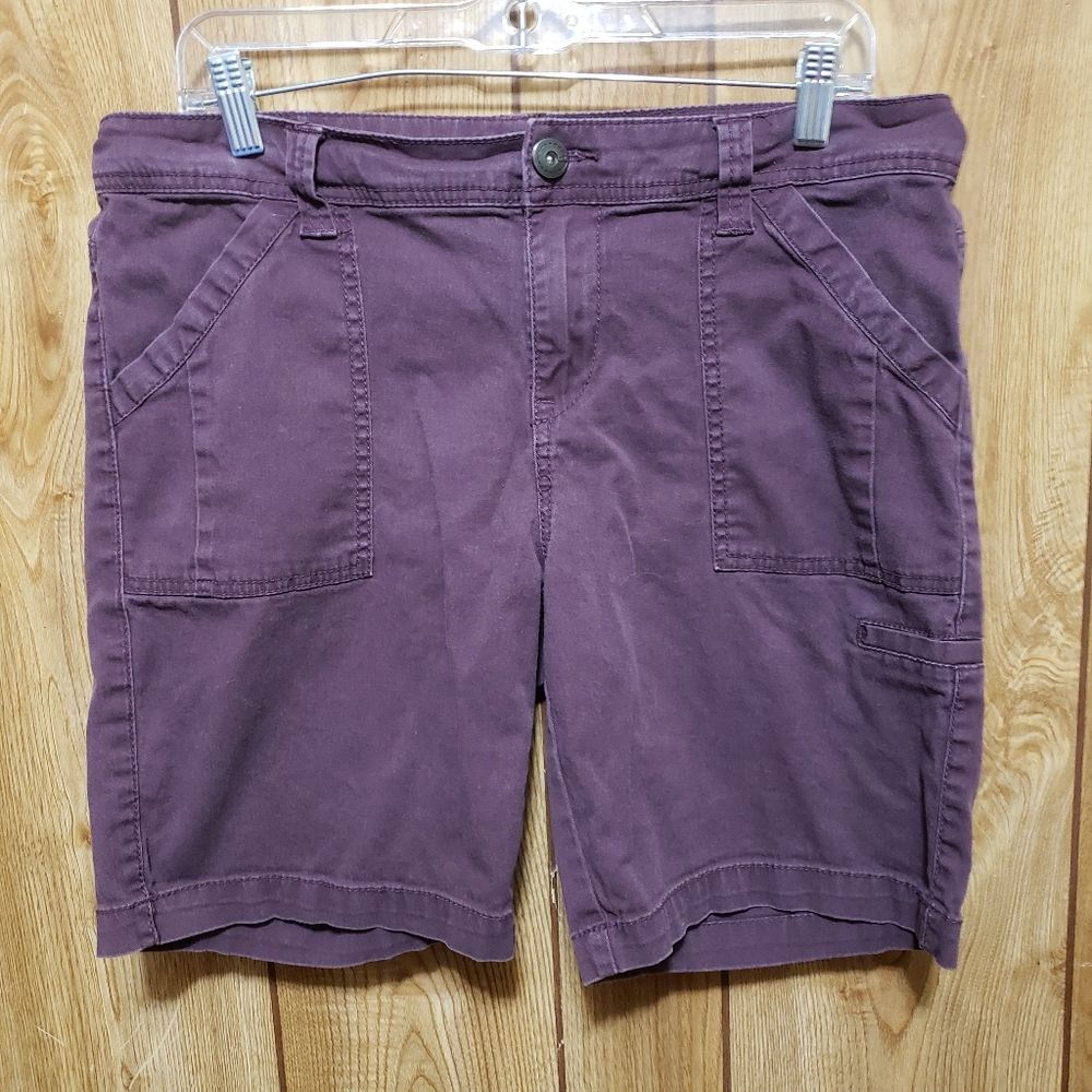 Ladies Purple Chino Style shorts 12 Supplies By Union Bay Faux Cargo